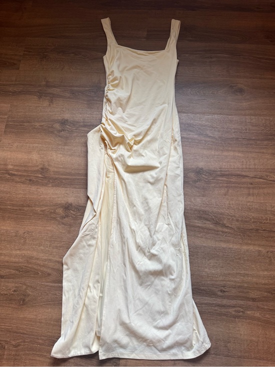 Thatssofetch Dresses & Skirts - Thatssofetch Women’s Yellow Maxi Dress